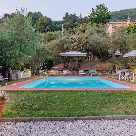 Dondolino, A Stylish Villa