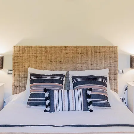 Dondolino, A Stylish Villa
